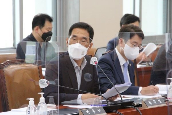 김주영 더불어민주당 의원(사진=의원실 제공)